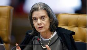 Cármen Lúcia tenta colocar parlamentarismo em pauta no Congresso