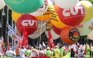 Sindicalistas vão às ruas para denunciar efeitos nocivos da MP 905 e da política econômica