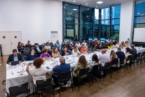 Igualdade de Oportunidades: bancárias avaliam resultados da mesa e cobram avanços na paridade salarial
