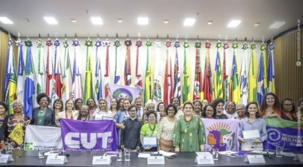 Governo instala comit&ecirc; do Plano Nacional de Cuidados &ldquo;Brasil que Cuida&rdquo;