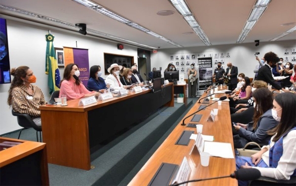 Entidades pressionam para que Brasil adote convenção da OIT contra violência e assédio no trabalho