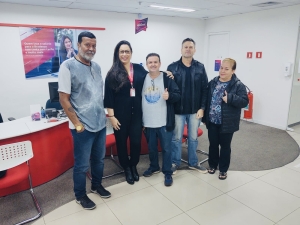 Funcionária do Bradesco é reintegrada pelo Sindicato dos Bancários da Baixada Fluminense