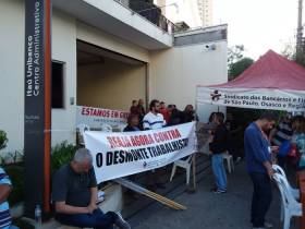 Itaú: Bancários de todo o Brasil protestam contra implantação da reforma trabalhista
