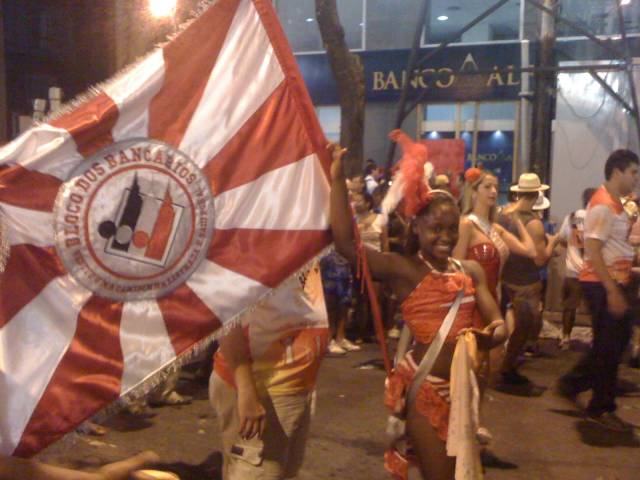 Desfile do bloco dos bancários do RJ é nesta sexta-feira