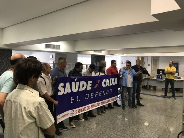 SindBaixada percorre agências da Caixa no Dia Nacional de Luta em Defesa do Saúde CAIXA