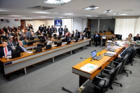 CCJ do Senado aprova demissão de servidor por &#039;insuficiência de desempenho&#039;
